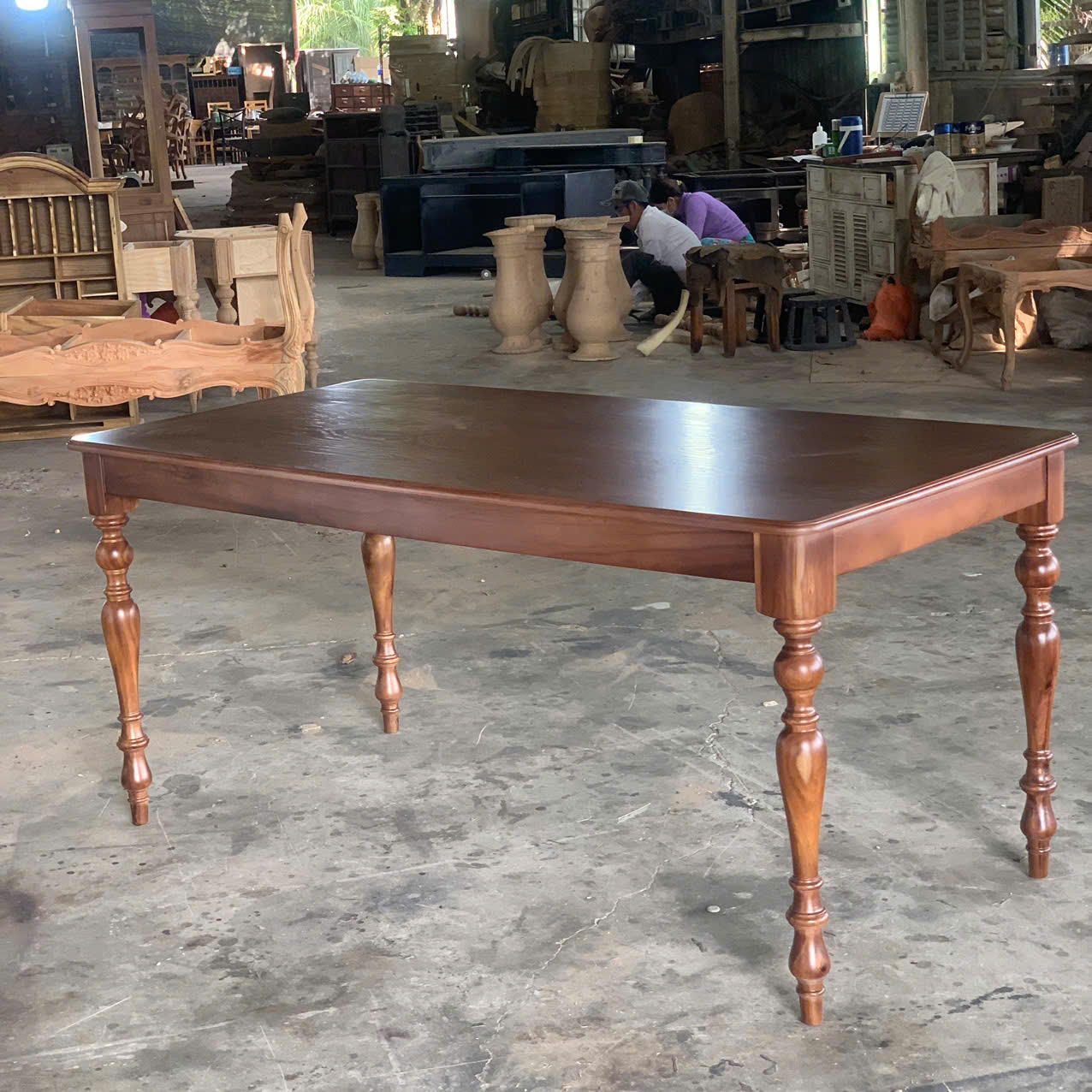 BỘ BÀN HIỆN ĐẠI- GHẾ 4 NAN GỖ DẺ DAI